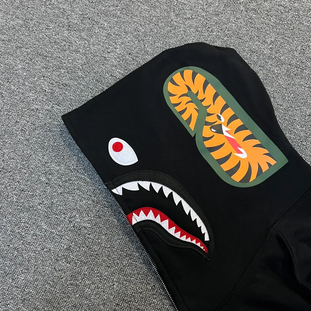 XX 125 BAPE SHARK FULL ZIP solid color embroidered shark zipper sweatshirt jacket ZP version correct version 430g weight pure cotton custom fabric Couple style: S—XXL [Black Gray]
